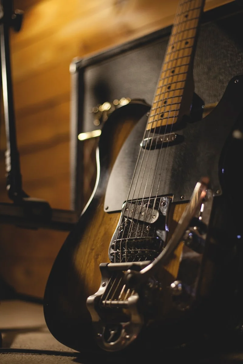 Xưởng Luthier GuitarShop.vn