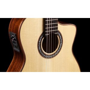 dan guitar classic cordoba gk pro negra sp in w case 7